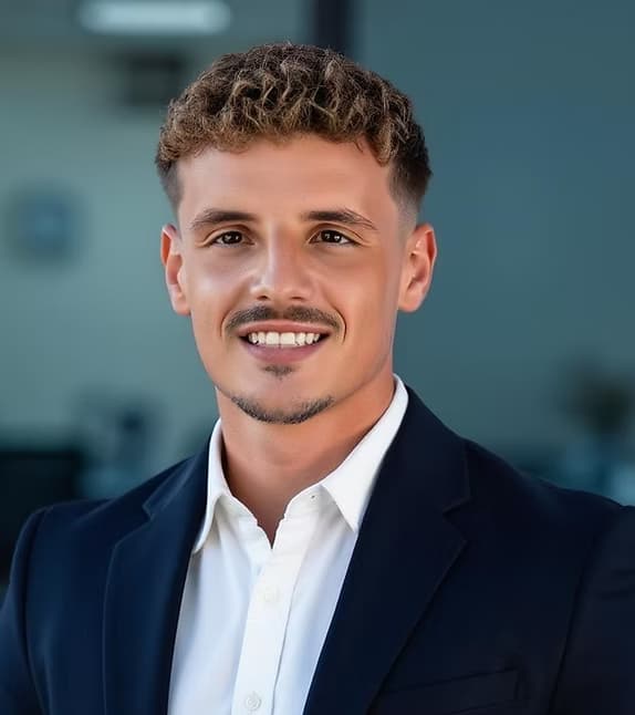 Dardan Zejnaj, Immobilienspezialist & Finanzierungsexperte